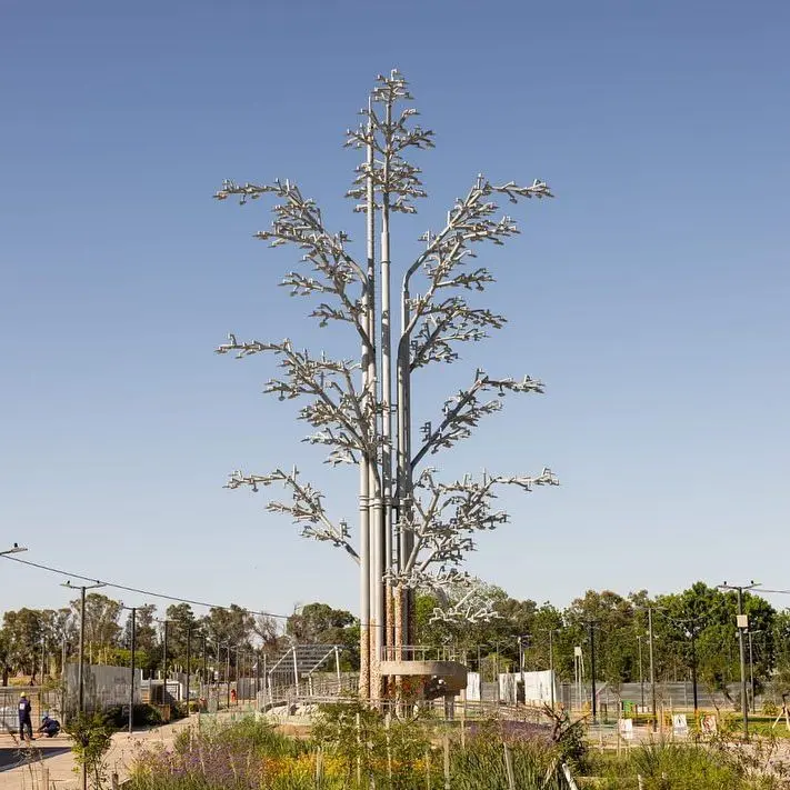escultura arbol buenos aires - Cuánto mide el Arbórea Magna